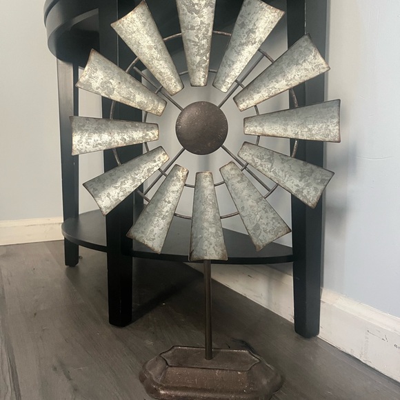 Kirklands Decorative Metal Windmill - Picture 1 of 4